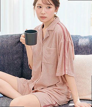 Pile Line Short-sleeve Top & Bottom Set